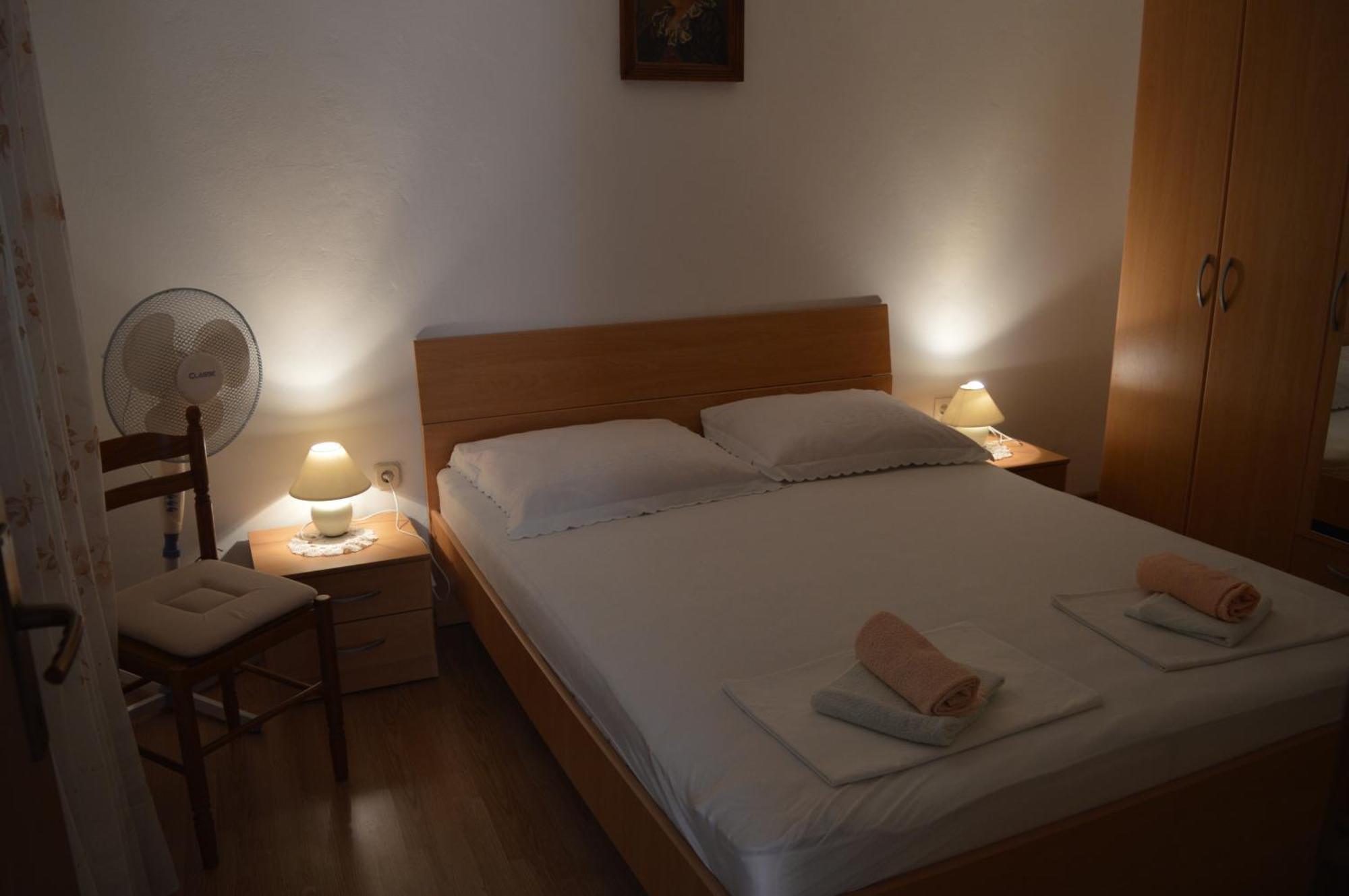 Apartman Seka Senj  Buitenkant foto